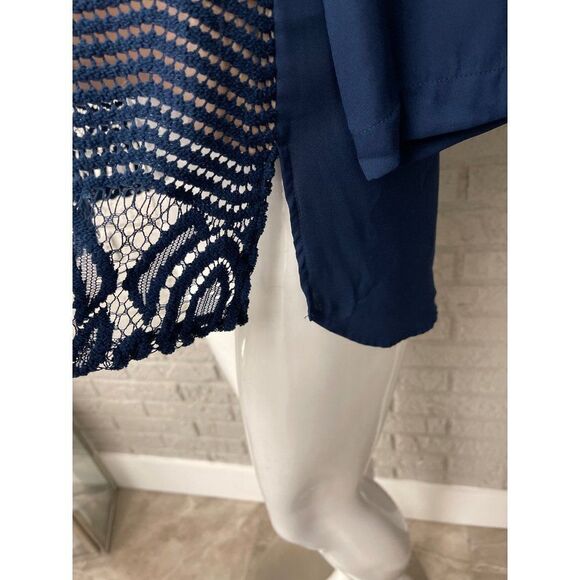 Zac & Rachel Petite Lace Front Blouse Size MP - Picture 6 of 10